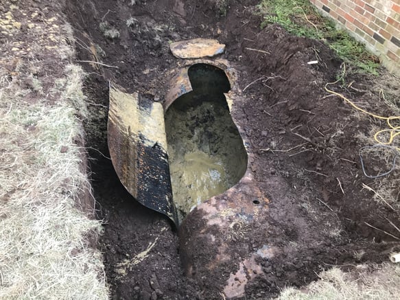 do tank previoulsy filled in place have to be removed?