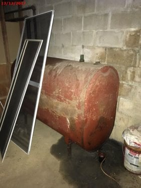 Above Ground oil tank Leaking-1