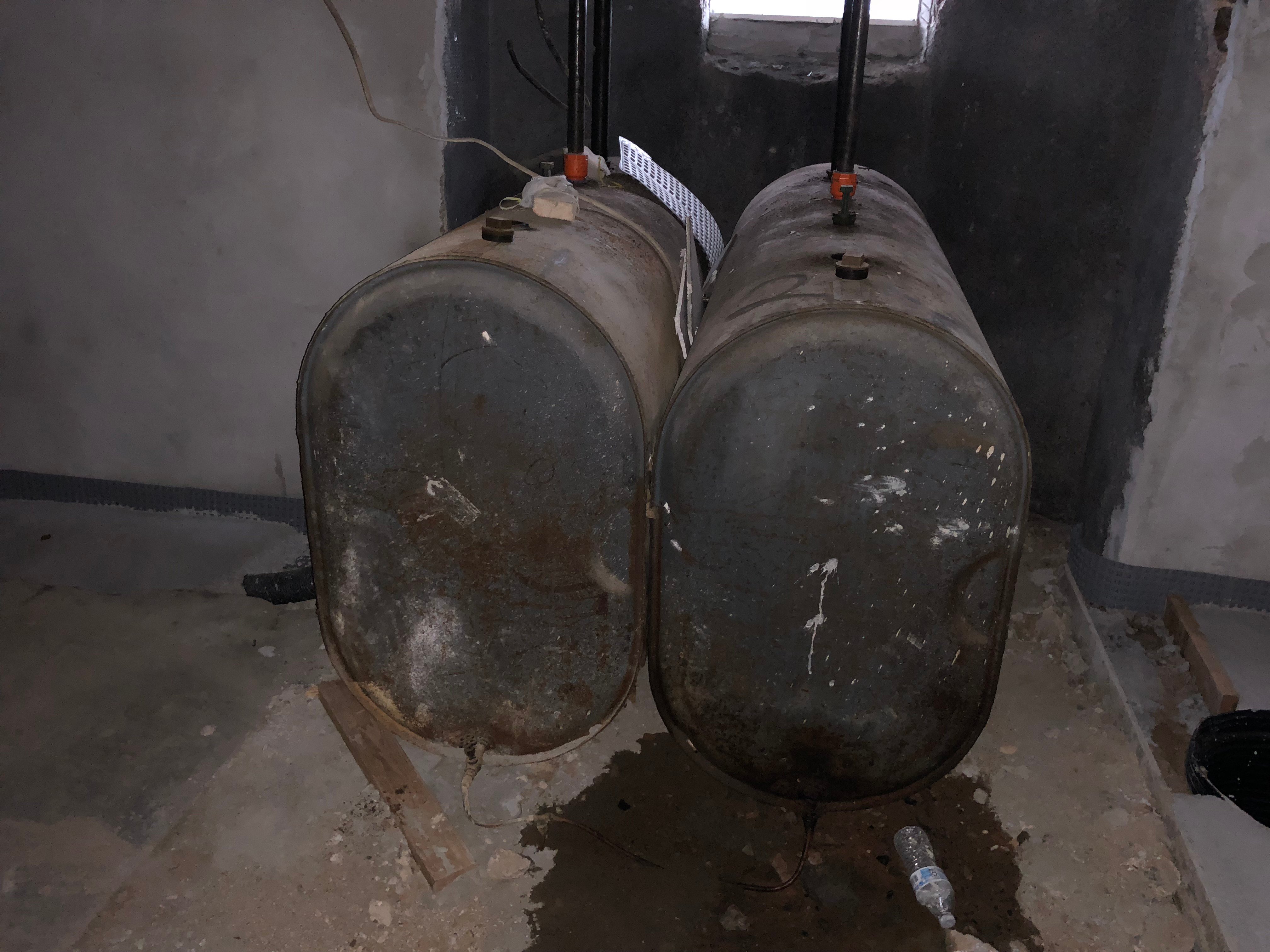 AST oil line leak